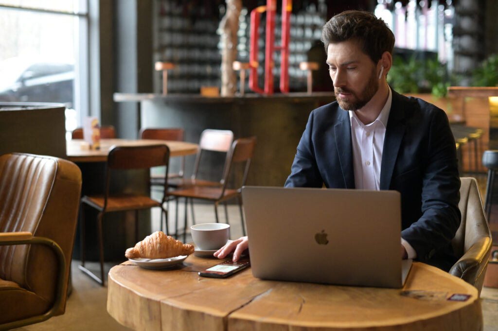 How to prepare minutes from your annual general meeting in 2024?